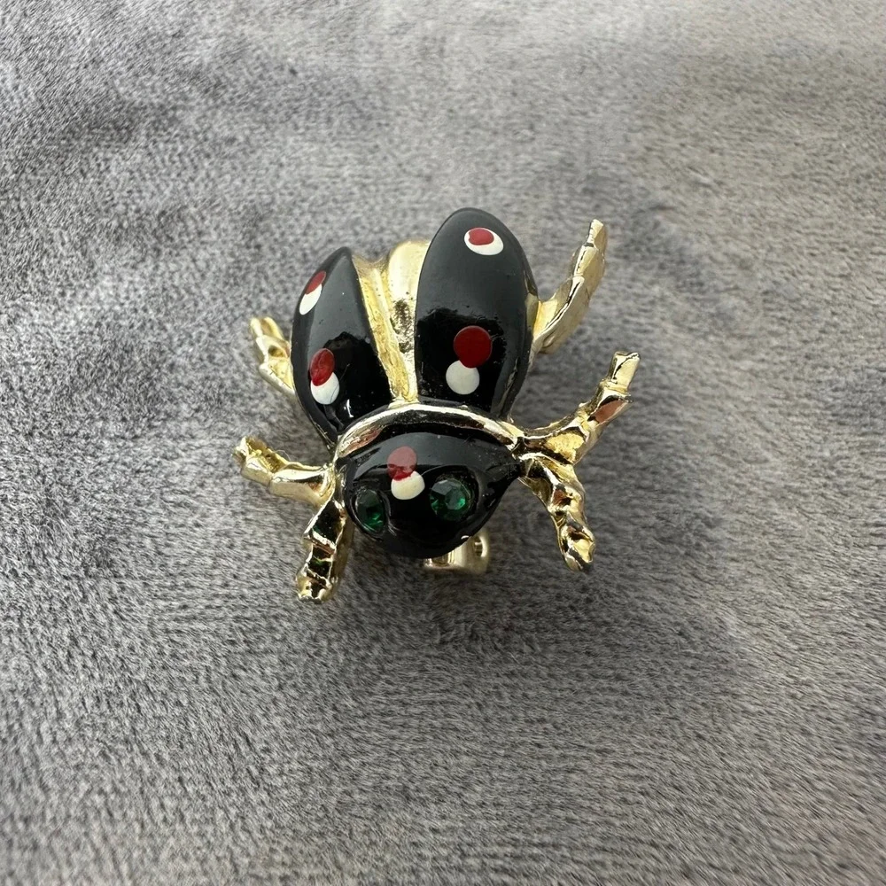 Ladybug Beetle Brooch‎ Black Enamel Red Polka Dot Green Eyes Gold Tone Vintage